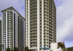 DoubleTree by Hilton Ocean Point Resort - North Miami Beach