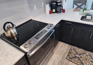 Downtown Apartment with Pool, Gym, and Coworking Space