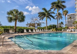 Estero Beach & Tennis 907A | Beachfront + Resort-Style Amenities