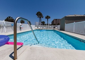 ETW 1003: Sandy Toes - Where summer is a state of mind!