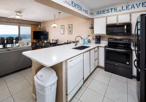 ETW 4003 The Happy Shore:Enjoy the Ultimate Location with Breathtaking Views!