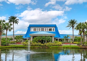 Family-Friendly 1BR Minutes from Theme Parks w/ Resort Waterpark & Mini Golf