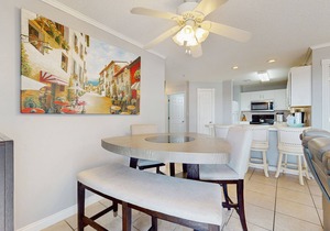 Family-Friendly Condo with Shared Pool, WiFi, Private Washer/Dryer, & Central AC