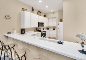 First Floor Updated Condo 15 Minutes To Disney
