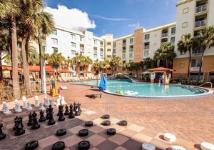 Florida Escape! 4 Amazing Queen Units for 16 Guests, Pool, Many Amenities