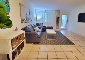 Free Shuttle/Patio Managed by BNR Vacation Rentals