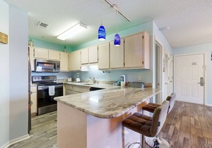 Friendly Condo with Shared Outdoor Pool, High-Speed WiFi, & Central AC