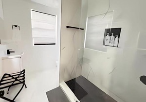 Gorgeous Private Room, near the Airport - Free parking - 01
