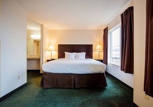 Greystone Inn and Suites