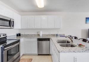 Gulf Island 233-1 Bedroom Condo with hall bunks and a sleeper sofa/Sleeps 6