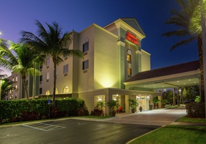 Hampton Inn & Suites Wellington
