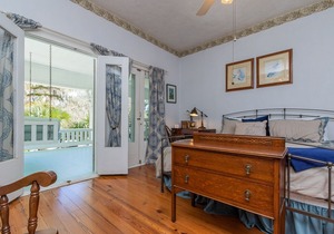 Herlong Mansion Bed and Breakfast Inn - Dogwood