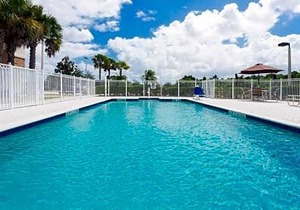 Holiday Inn Express Hotel & Suites Fort Pierce West, an IHG Hotel