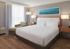 Holiday Inn Miami North – I-95, an IHG Hotel