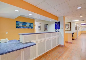 Hutchinson Island Plaza Hotel and Suites