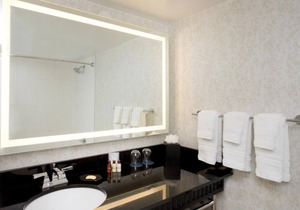 Just What You Were Looking For! 2 Sleek Units! Virtual Tour Inside!