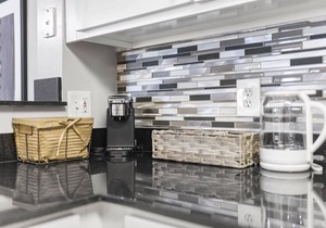 Kasa | Charming 1 BD + Near Local Eateries | Delray Beach