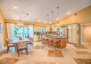 Keys Paradise on Coury Drive Key Colony Beach. Vacation in resort style