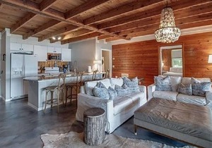 Lakefront Home in Silver Springs, FL