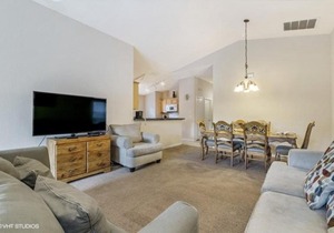 Lovely 5 Bedroom Pool Home with Conservation View In Clermont