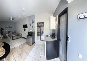 Lovely & Modern Room in Miami