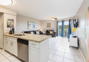 Luxurious 2BR Beachfront Condo | Steps to Pool & Ocean | Ocean Pointe Resort