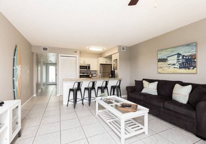 Luxurious 2BR Beachfront Condo | Steps to Pool & Ocean | Ocean Pointe Resort