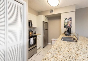 Luxurious 2BR Beachfront Condo | Steps to Pool & Ocean | Ocean Pointe Resort
