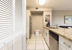 Luxurious 2BR Beachfront Condo | Steps to Pool & Ocean | Ocean Pointe Resort