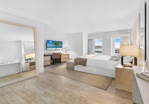 Luxurious Private Condo at 1 Hotel & Homes -945