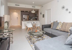 Luxury 1BD/1BT Apartment in Downtown Doral