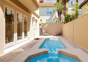 Luxury Awaits! Private Pool & Hot Tub