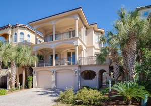 Luxury Awaits! Private Pool & Hot Tub