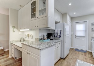 Luxury Fairway Oaks Villa | Golf Course Views | Short Drive or Bike Ride to Beach