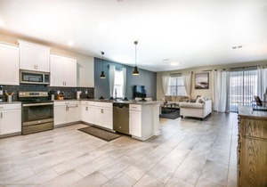 Luxury Holiday Mansion Minutes from Disney on Champions Gate Resort, Orlando Mansion 2596