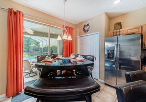 Luxury Home - 5 Minutes From Disney - Star Wars Theatre!