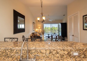 Mainsail Condo Vacation Rental- Owners require a 3 month rental Jan- March....