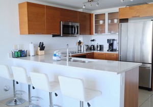 Midtown Miami/Wynwood 1 BR Condo w/FREE PARKING & VIEWS!