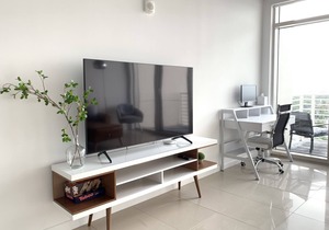 Midtown Miami/Wynwood 1 BR Condo w/FREE PARKING & VIEWS!