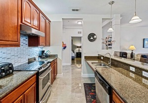 Minutes to Disney, Universal, SeaWorld in a resort setting 1823 sqft 3bdrm