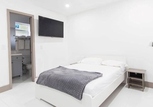 Modern Studio in Heart of Miami