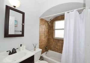 New Huge Green Garden 1BR