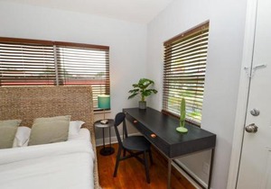 New Huge Green Garden 1BR