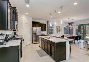 New Luxury 6 Bedroom 4.Bath Solterra Home With Spa On Solterra Resort With High End Furnishings
