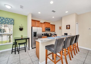 Nice 5 Bed Splash Pool Townhome in Paradise Palms