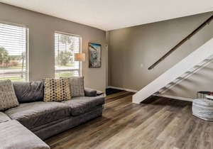 North End Retreat: Pool, Tennis, Close to Beach