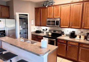 Oakwater Resort - 3 bedroom/2.5 bath Townhouse. Minutes to Disney!