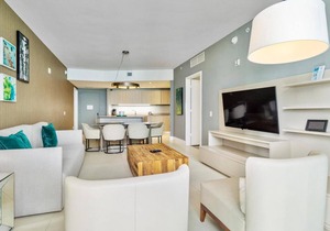 Ocean front 2 bed 15th floor Hollywood Miami