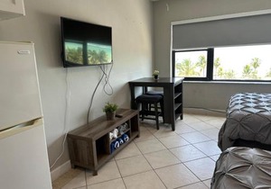 Ocean Front Casablanca Studios with FULL KITCHENS & Beach access By BL Rentals