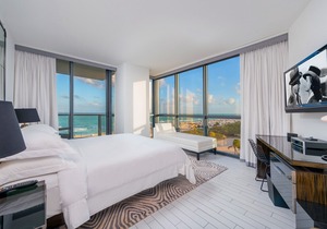 Oceanfront 2+Den/2.5 at W South Beach